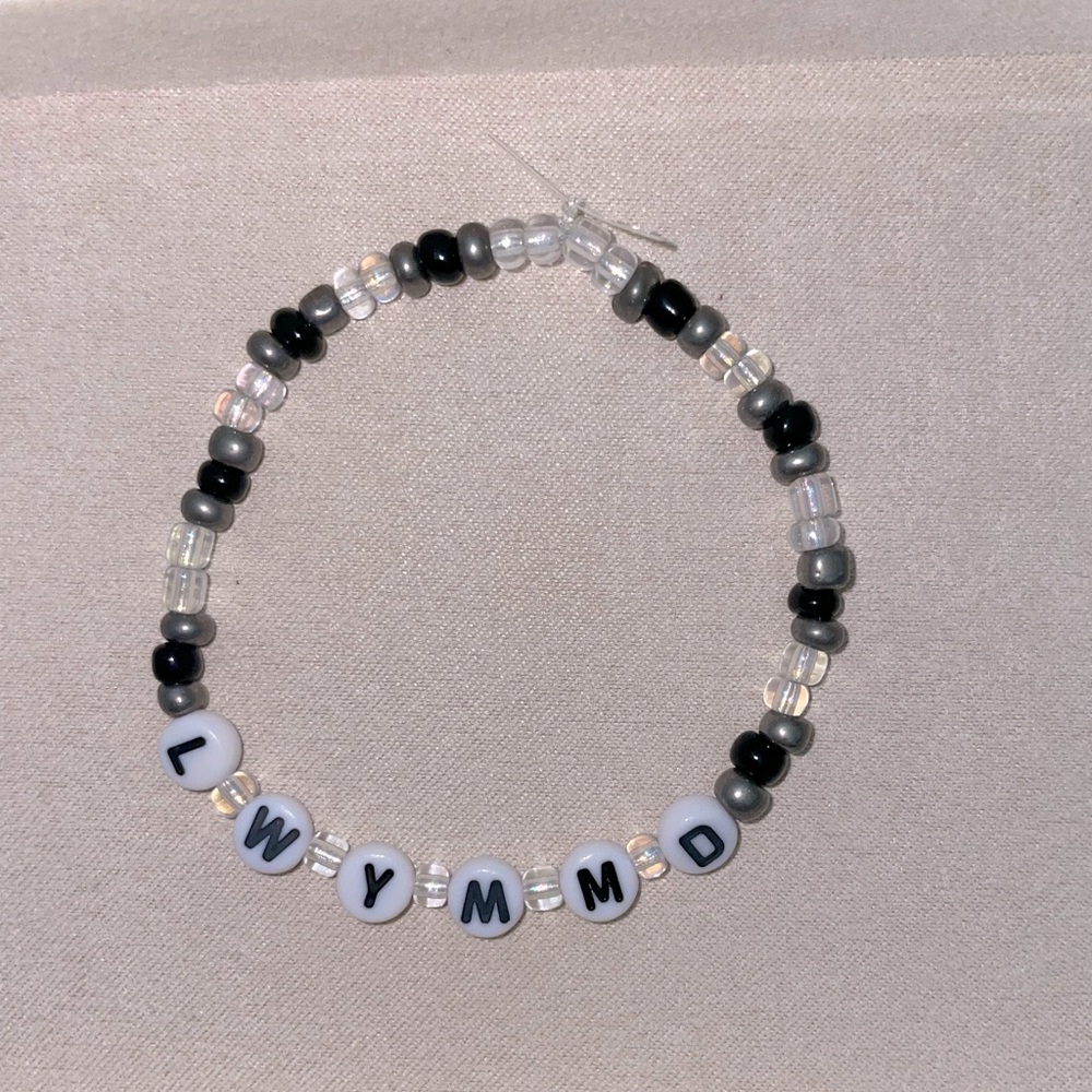 Taylor Swift | Look What You Made Me Do | Homemade Friendship Bracelet